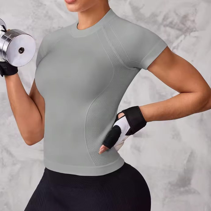 Top esportivo feminino de manga curta